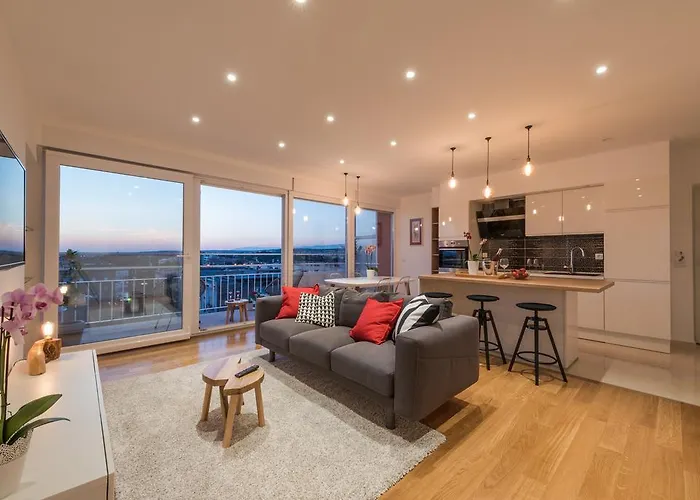 Amazing View Apartment